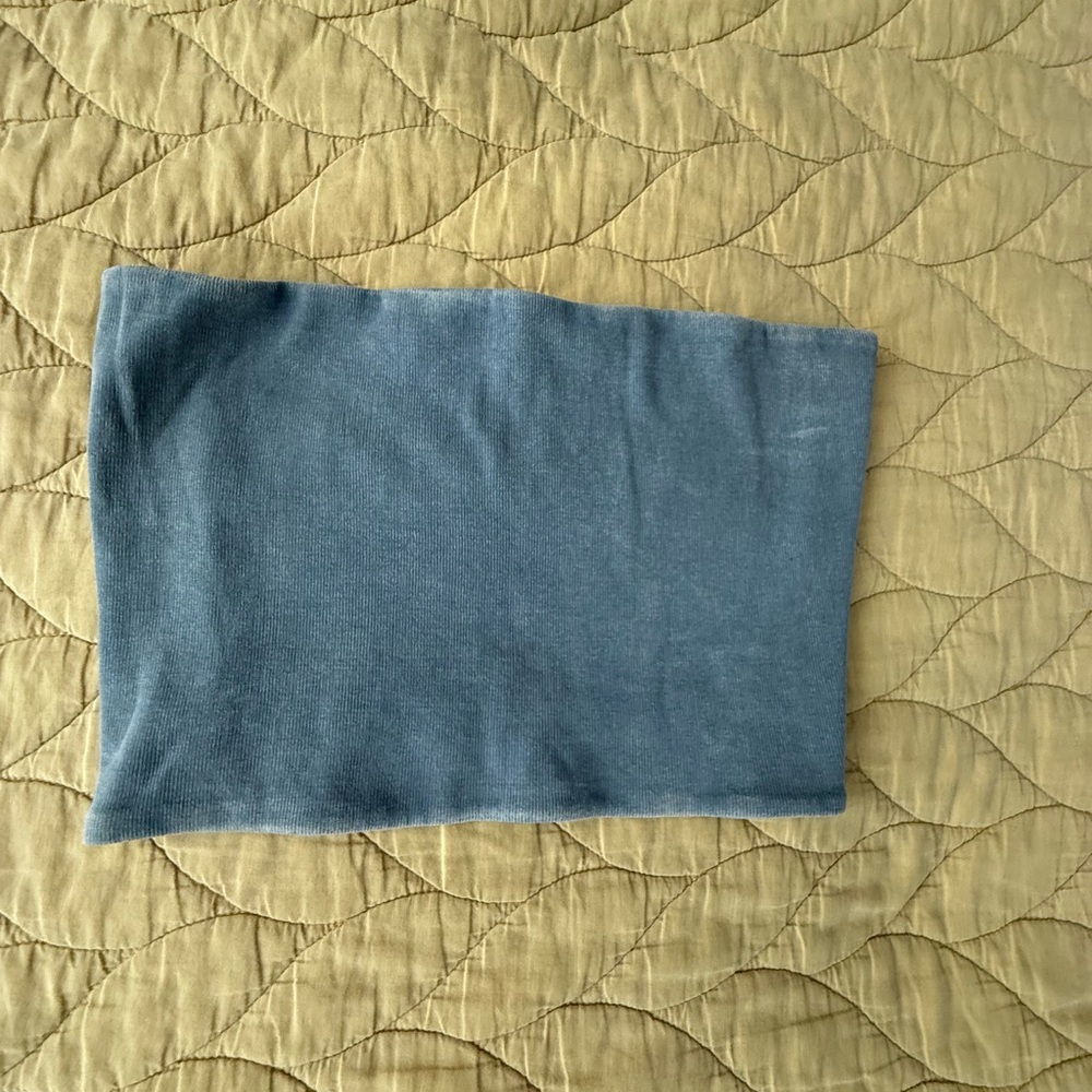 3 pcs - Zara Women's Crop Tops - White, Black, Gray - Picture 3 of 6